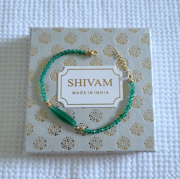 Shivam Green💚 Onyx Bead Bracelet - Picture 6 of 16